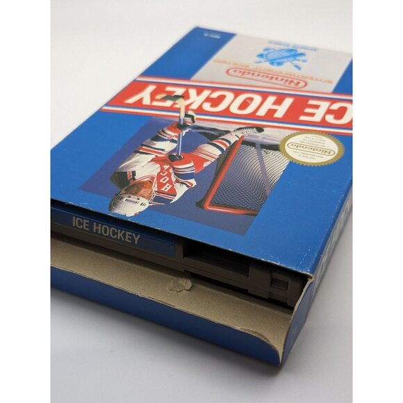 Ice Hockey (Nintendo NES, 1988) CIB w/ Box, Game, Manual & Sleeve ~ Tested Works - Picture 7 of 12
